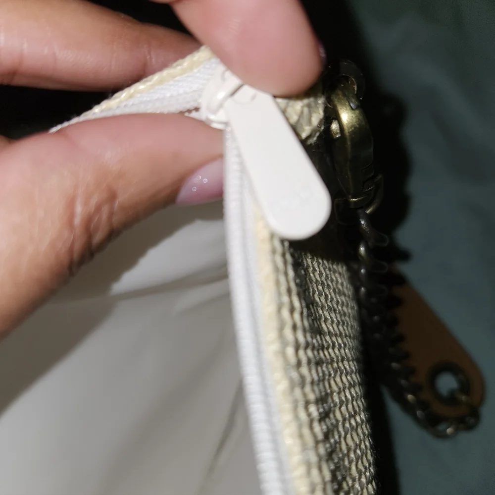 DIOR RAFFIA COSMETIC BAG/CLUTCH - Picture 5 of 8